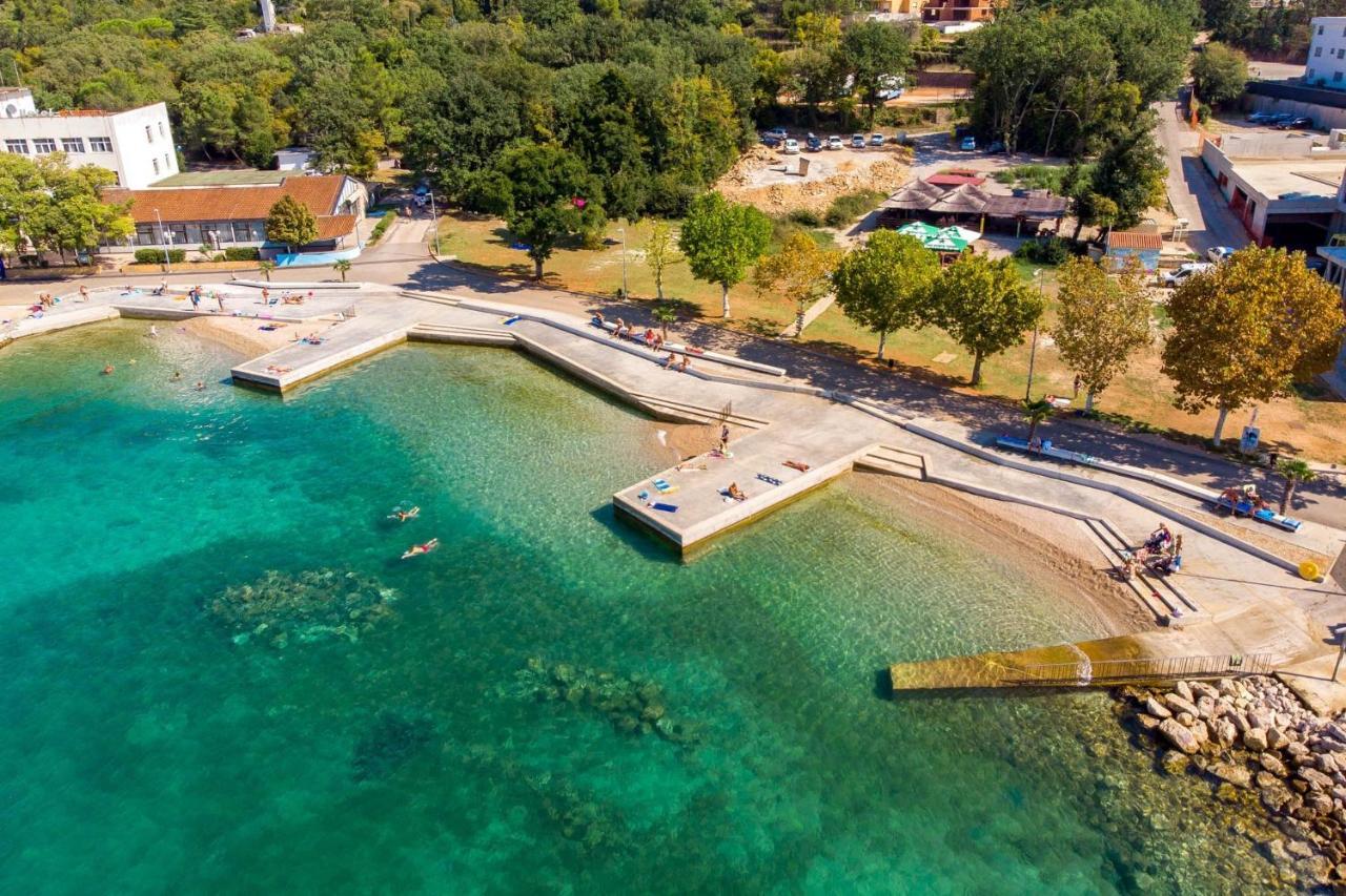 Apartment Dušan Malinska Exteriér fotografie